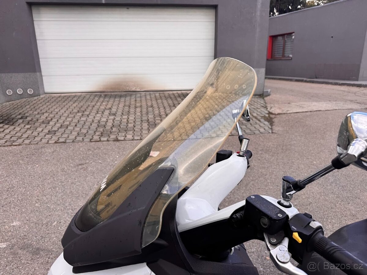 2013 SYM MAXSYM 400 i ABS , po servisu - 11