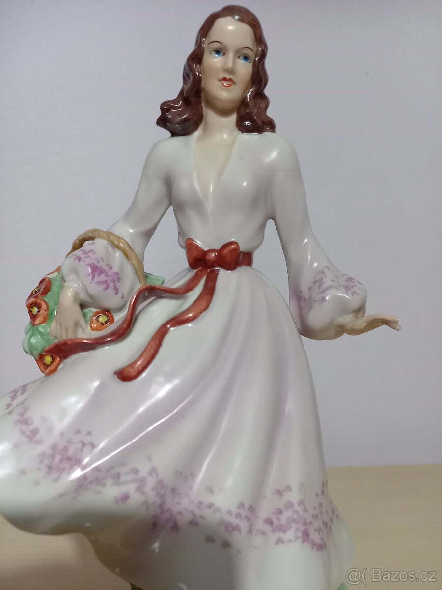 Soska Royal dux Kvetinarky ruzove - 11