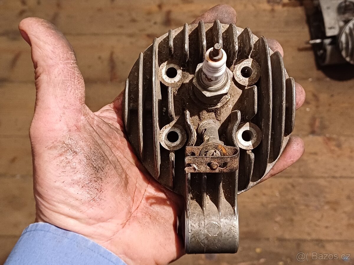 Stadion S1,S11,S22,S23 HLAVA,moped - 11