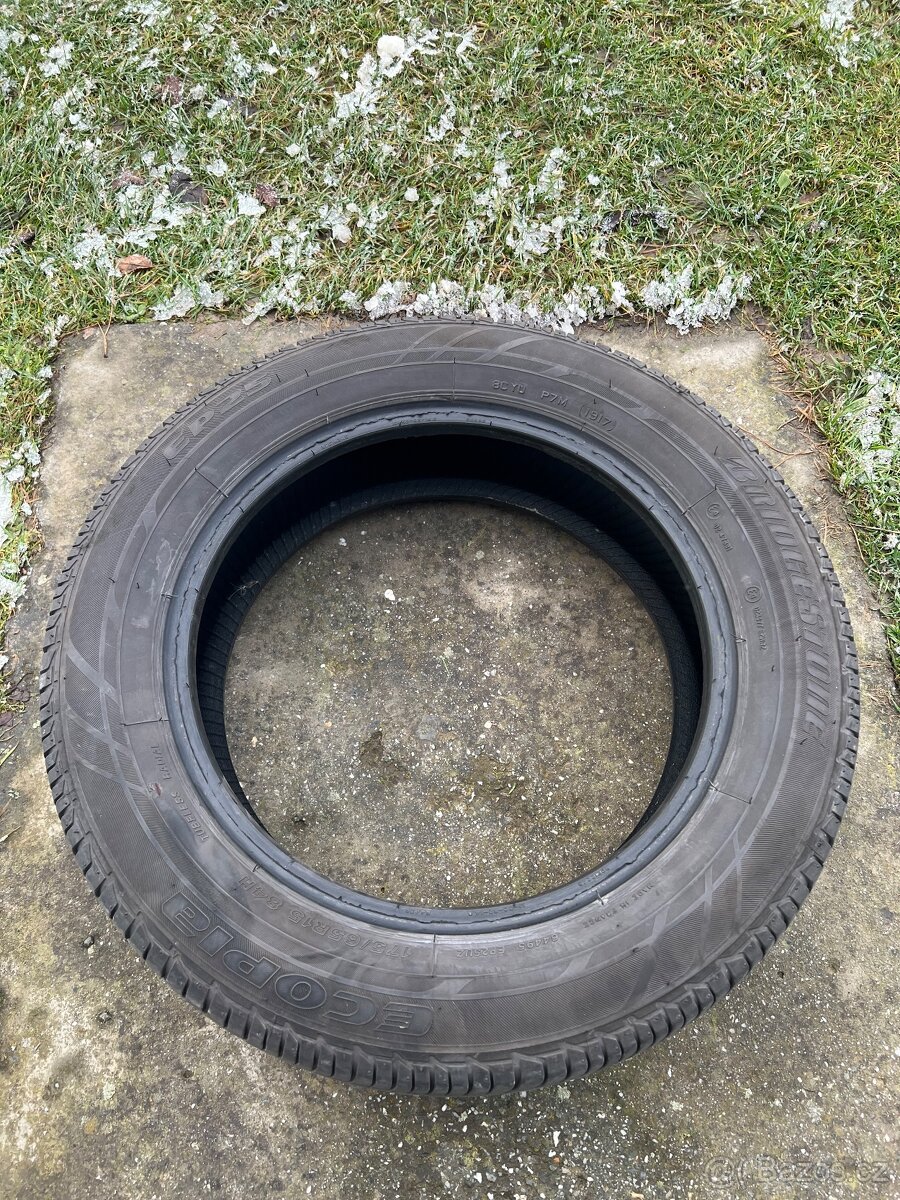 Zimni pneu 175/65/R15 nokian snowproof1 + zdarma letni sada - 11