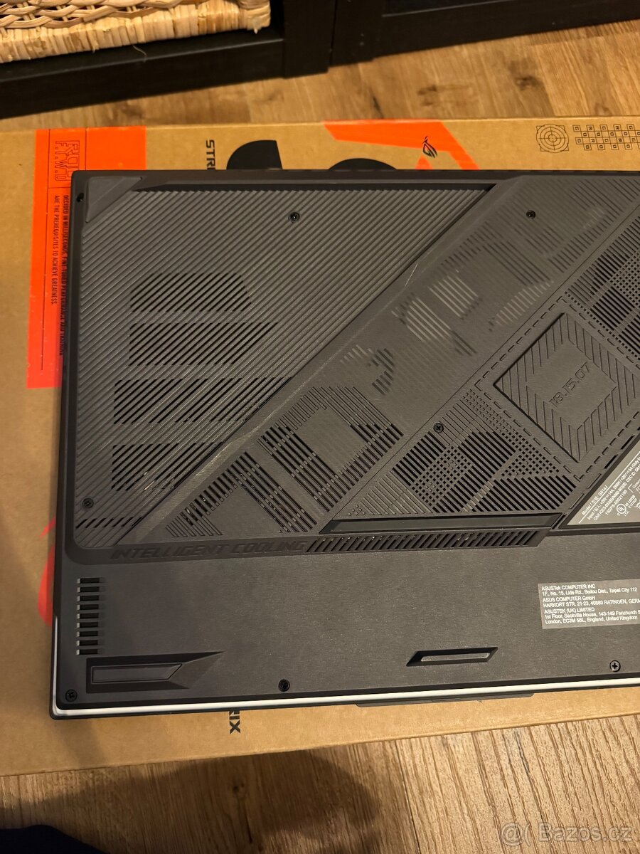 240Hz ASUS ROG i9 14900HX ,1TB SSD,32GB RAM,RTX 4060 8GB - 11