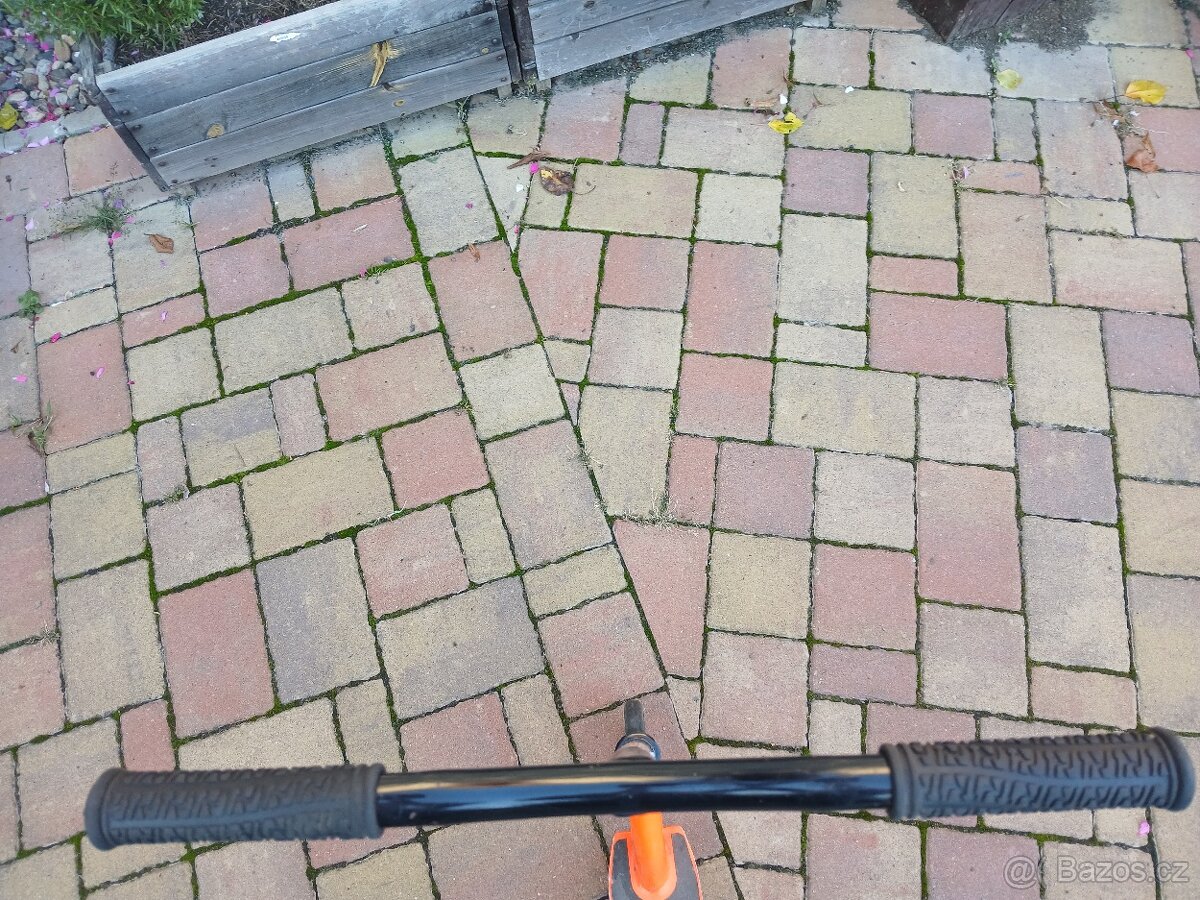 Freestyle koloběžka Spartan - 11