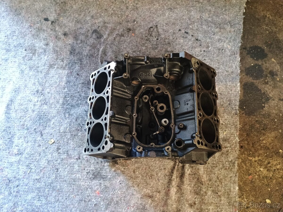 Díly motoru Audi A4 B6 2.5 TDI 132kw BDH - 11