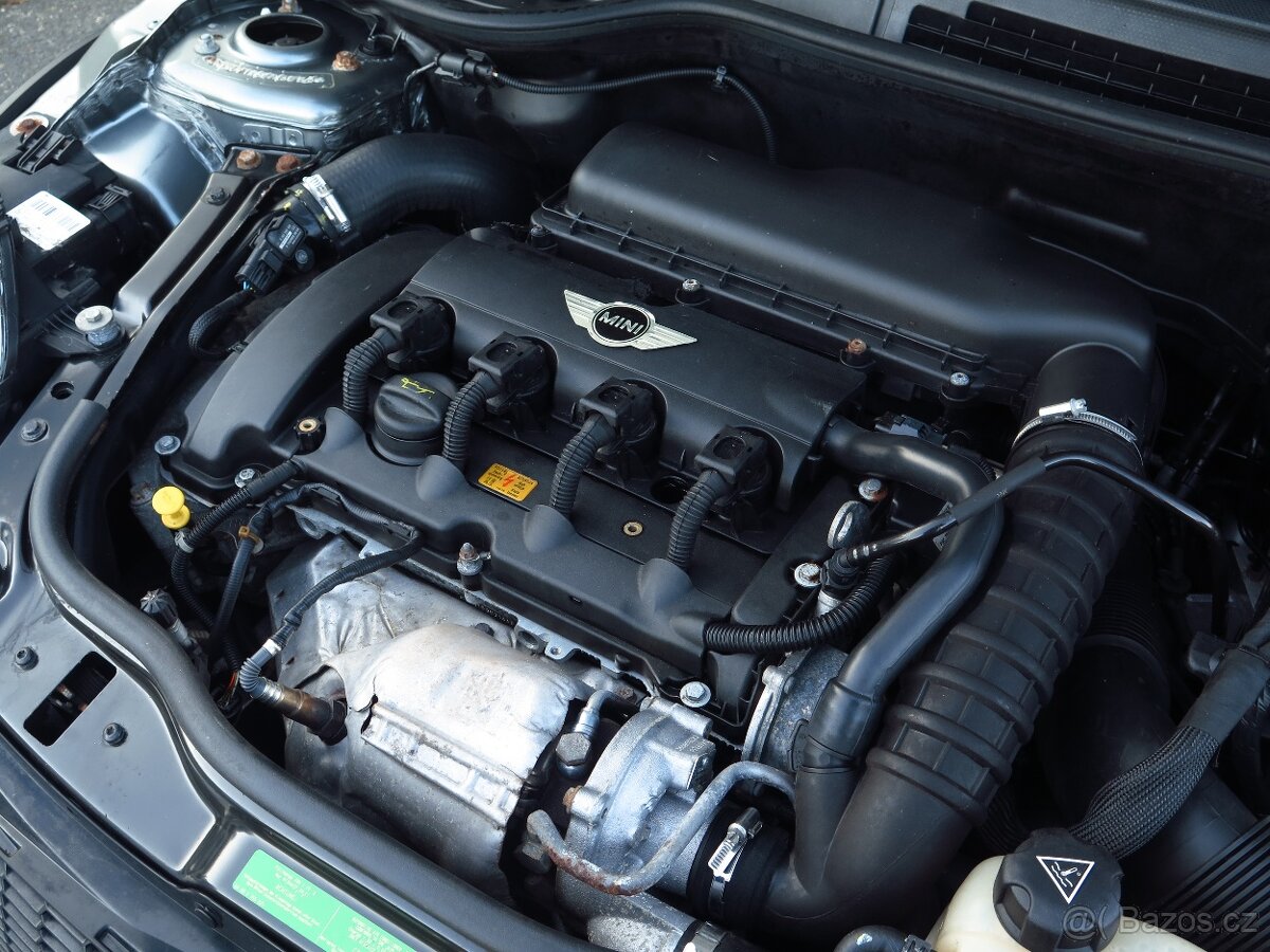 Mini Cooper S, 1.6i - Kůže // Navigace // 128kW - 11