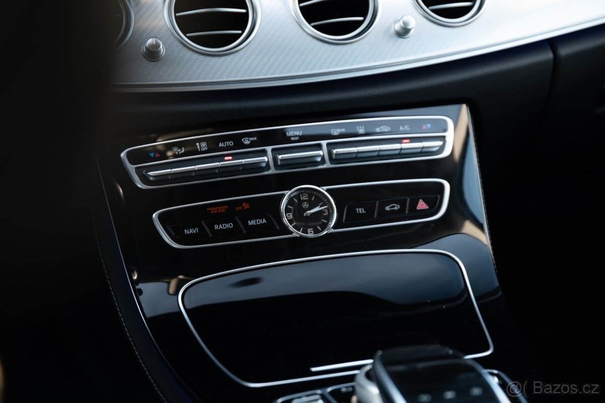 2019 Mercedes Benz E400d Allterrain 4MATIC - 11