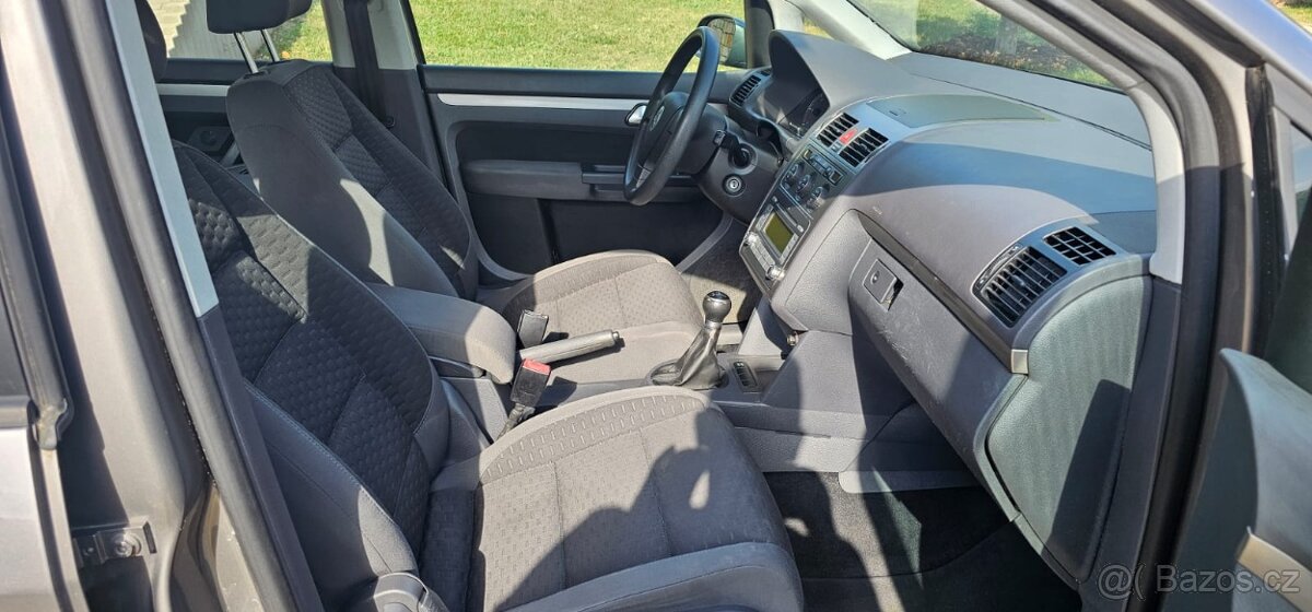 Volkswagen Touran 1.4 TSI Trendline / nové rozvody - 11