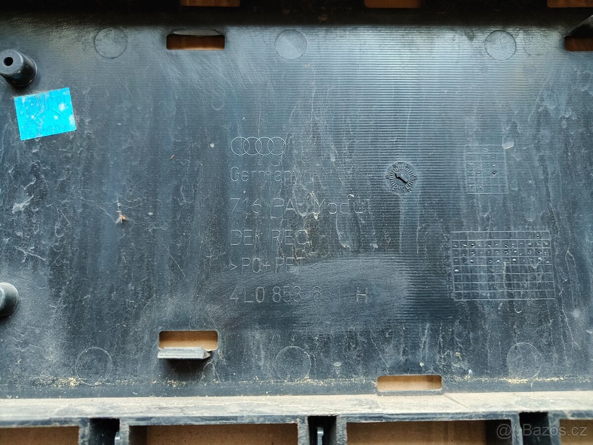 Audi grill sline Q7 4L nepoškozený - 11