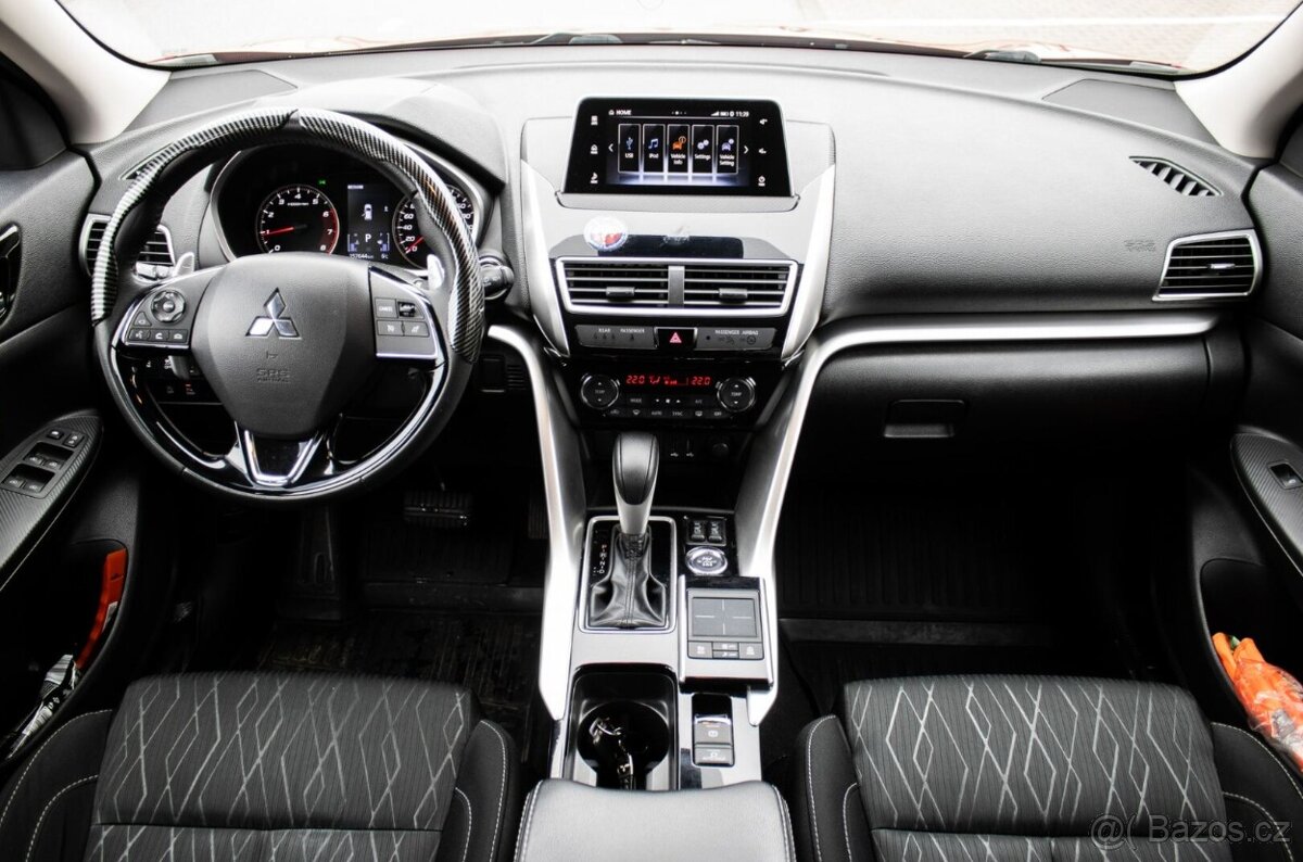 Mitsubishi Eclipse Cross 1.5T MIVEC Intense CVT 4WD, (2019) - 11