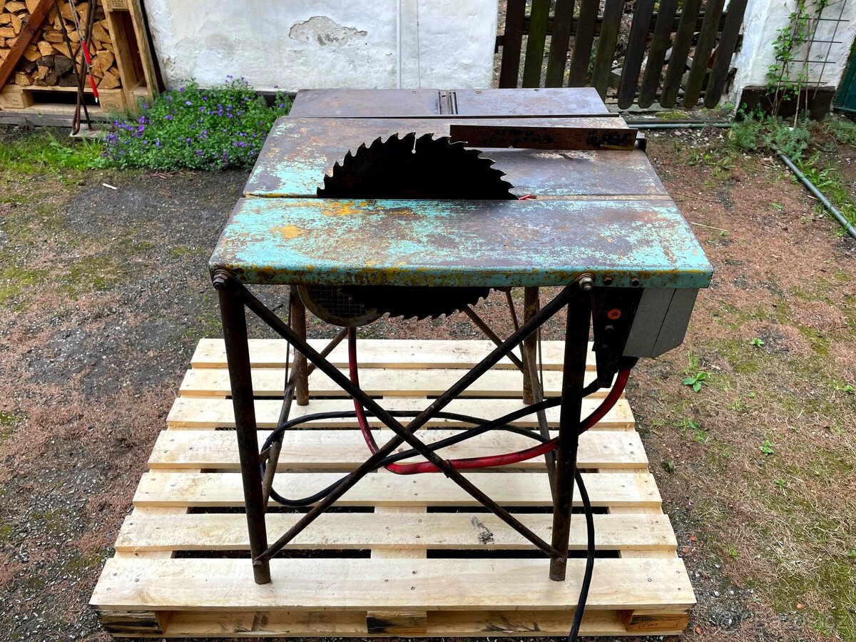 Pila - Cirkularka - hoblovka - 11