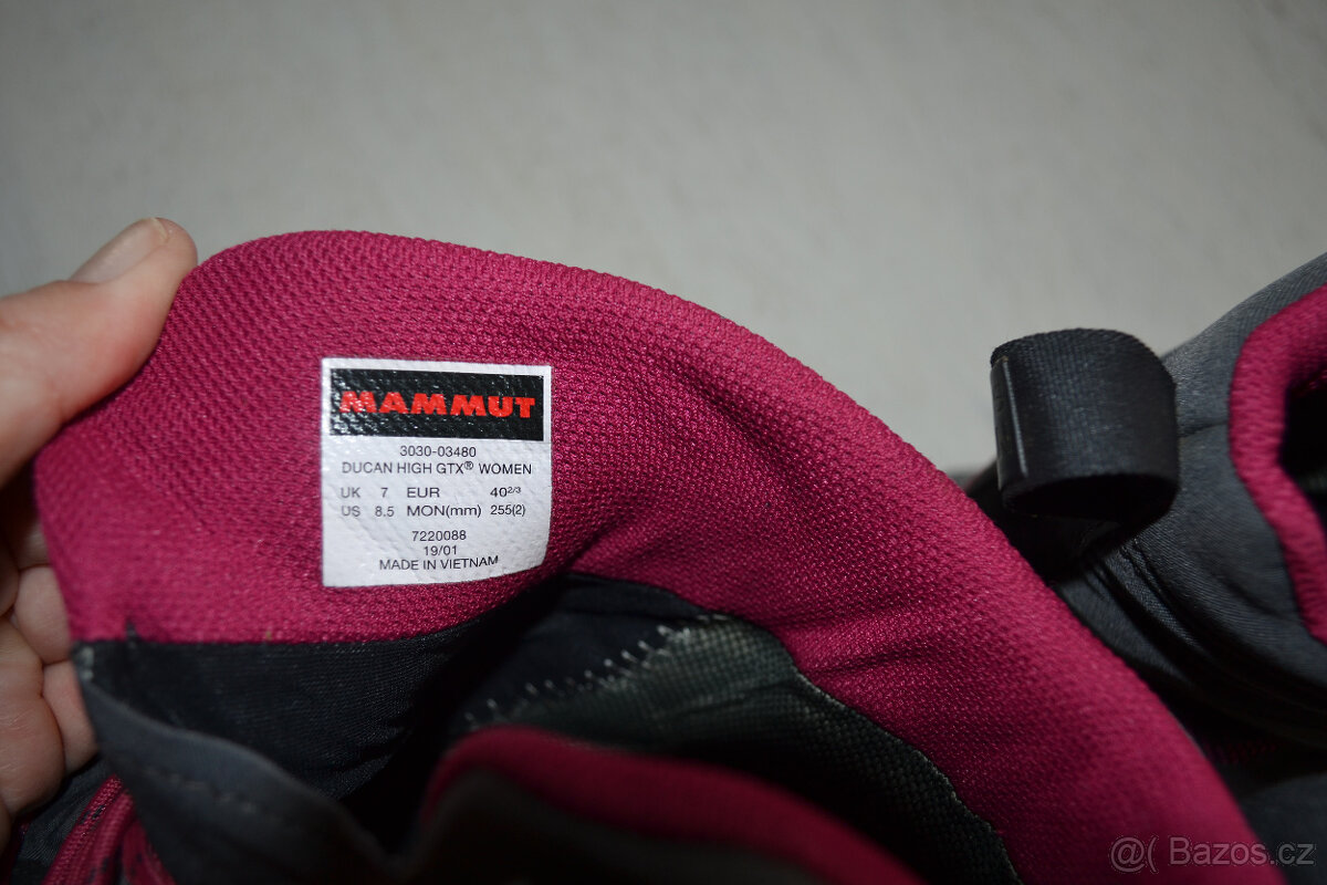 Trekové boty zn. Mammut s GTX membránou vel. 40 - 11