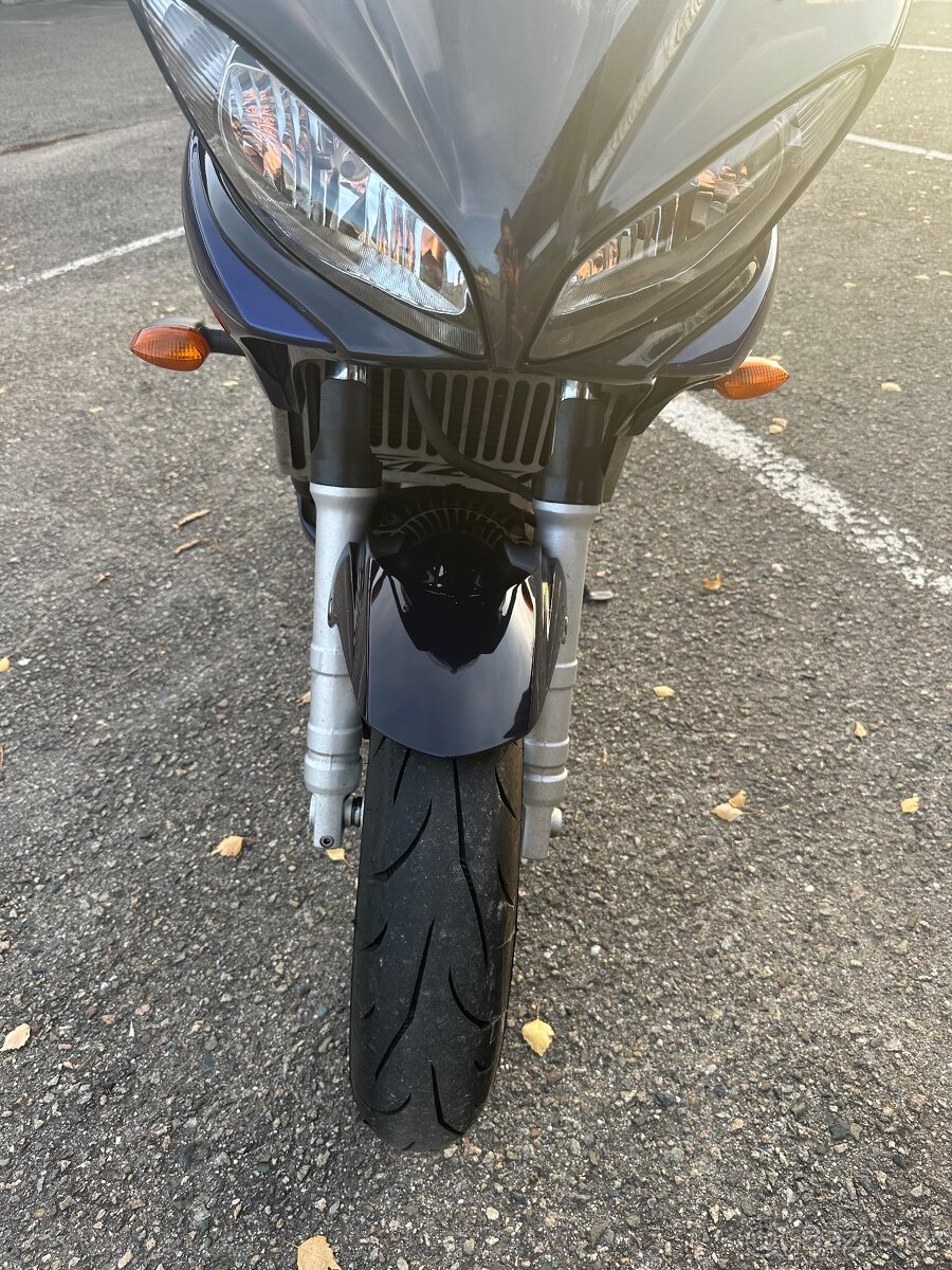 Yamaha Fazer 600 - 11