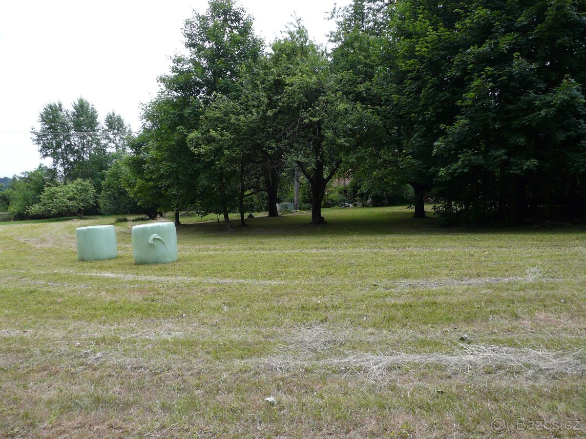 Velký stavební pozemek Oznice - 11