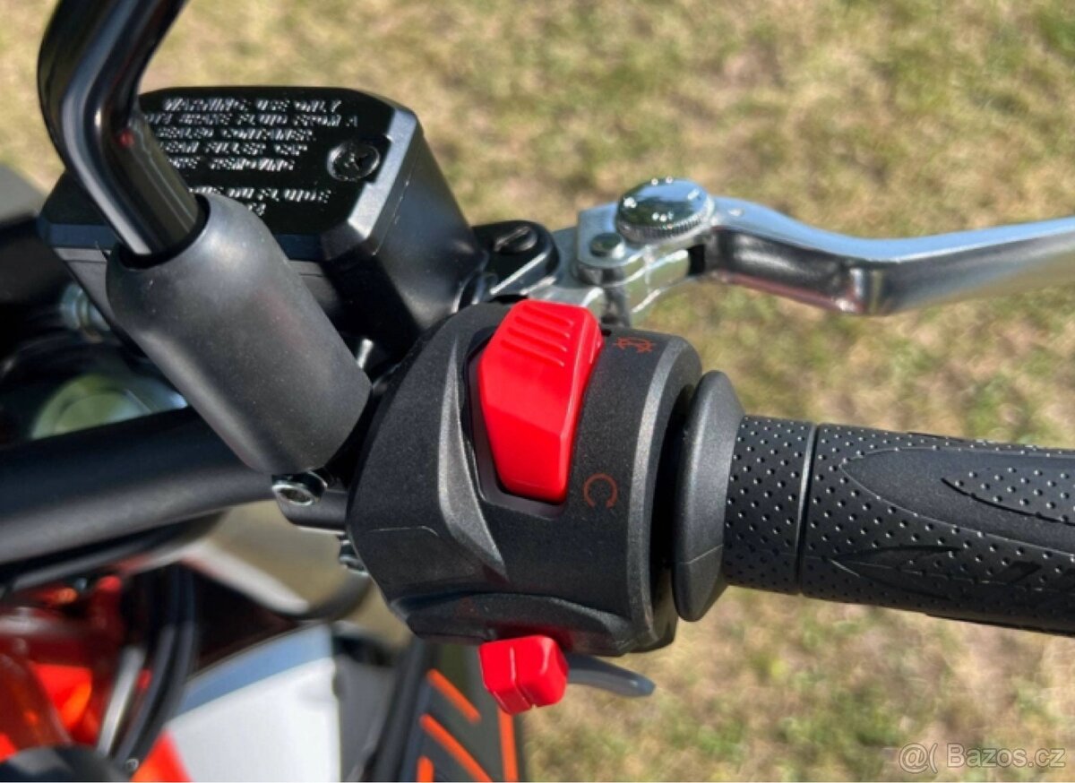 Prodám QJ MOTOR SRK 400 MOTO SKLADEM - 11