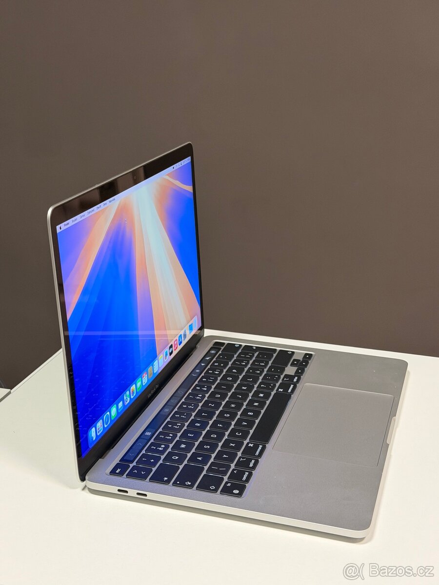 MacBook Pro M2 2022 /16GB RAM/256GB SSD/Záruka - 11