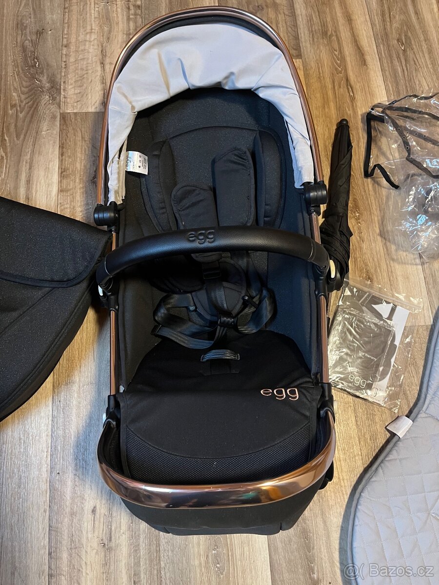 Kočárek Egg2 DIAMOND BLACK - 11