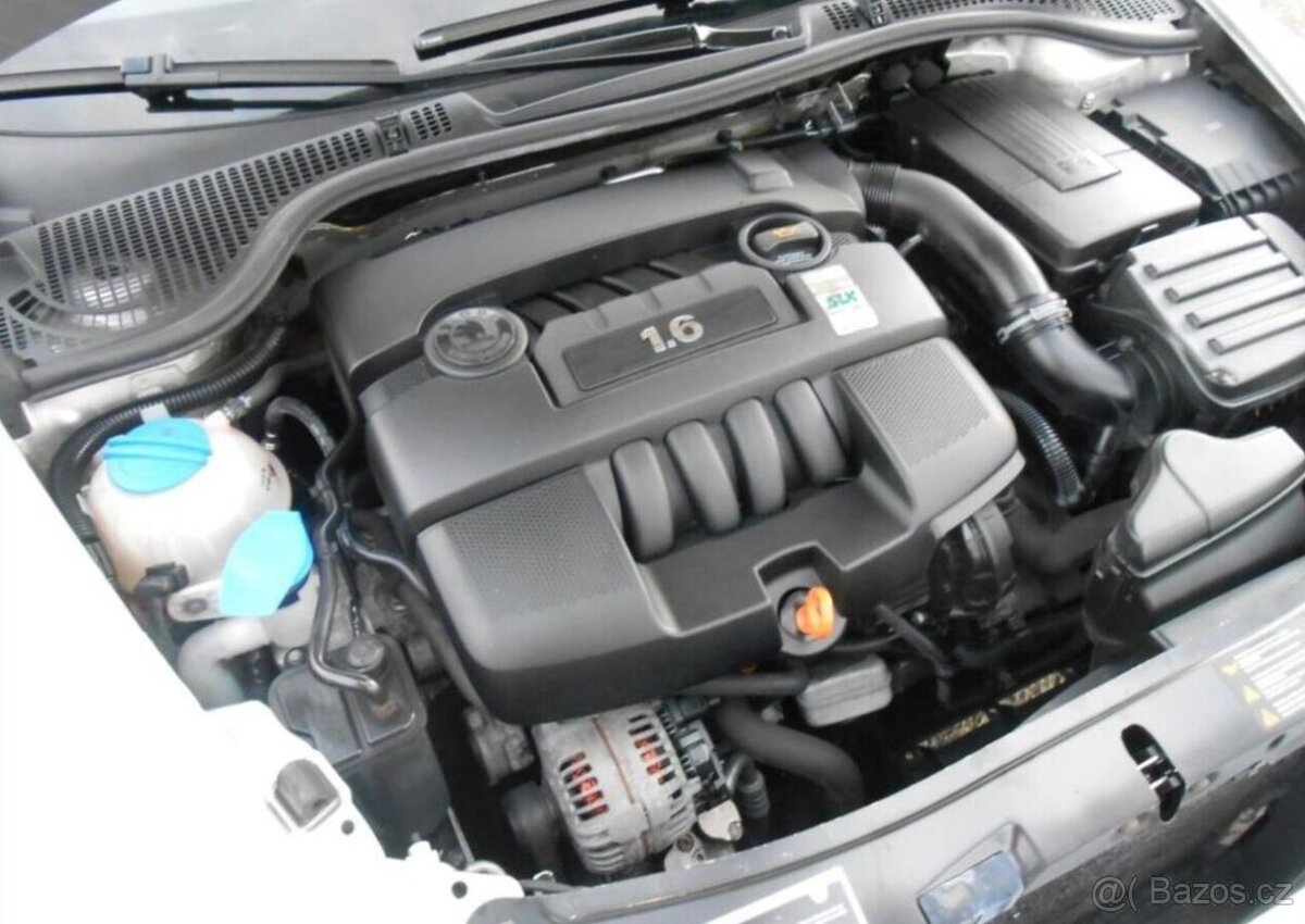 Škoda Octavia 1,6 i 75 kW DIGIKLIMA Serviska benzín - 11