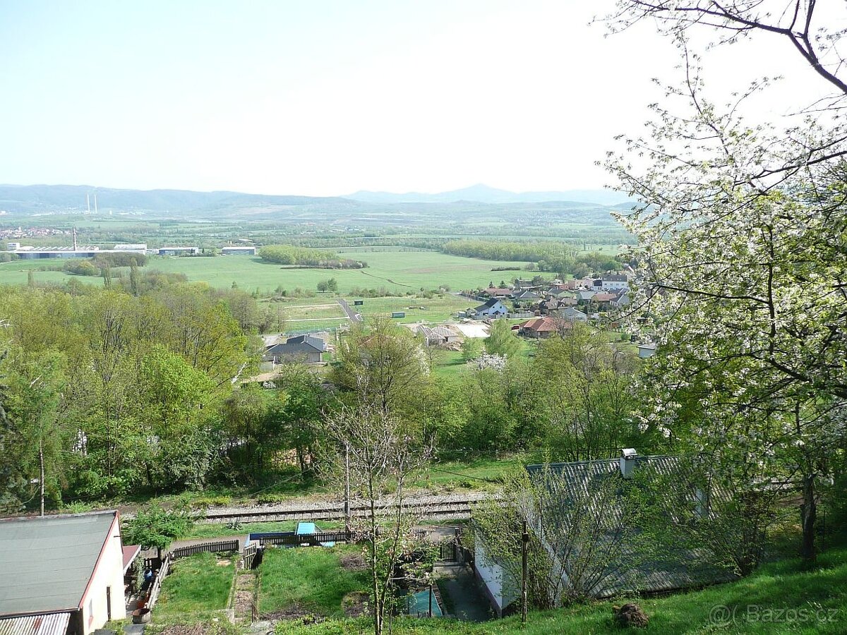 prodej stavebního pozemku V Krupce - Unčín - 11