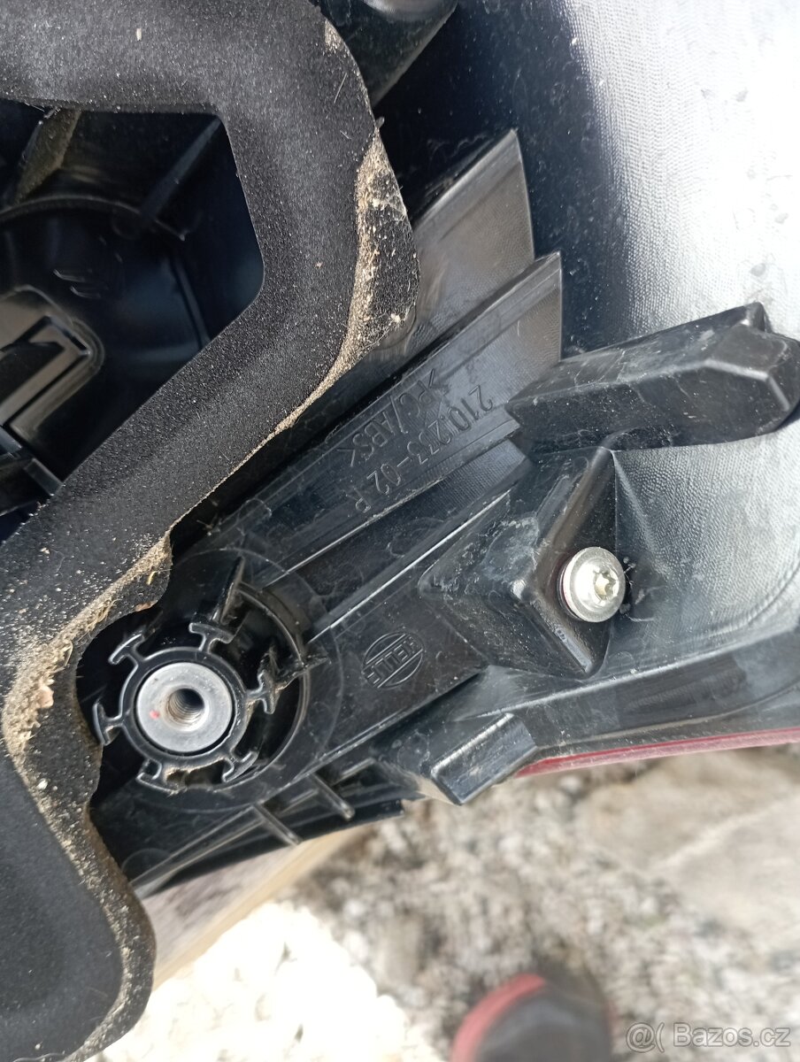 C4 PICASSO 2 RV 2016 ZADNÍ SVĚTLA NA MODEL PO FACELIFTU - 11