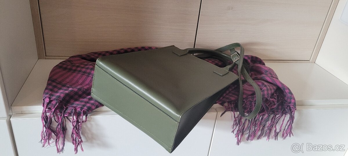 Kabelka Facebag Adina, kožená - 11