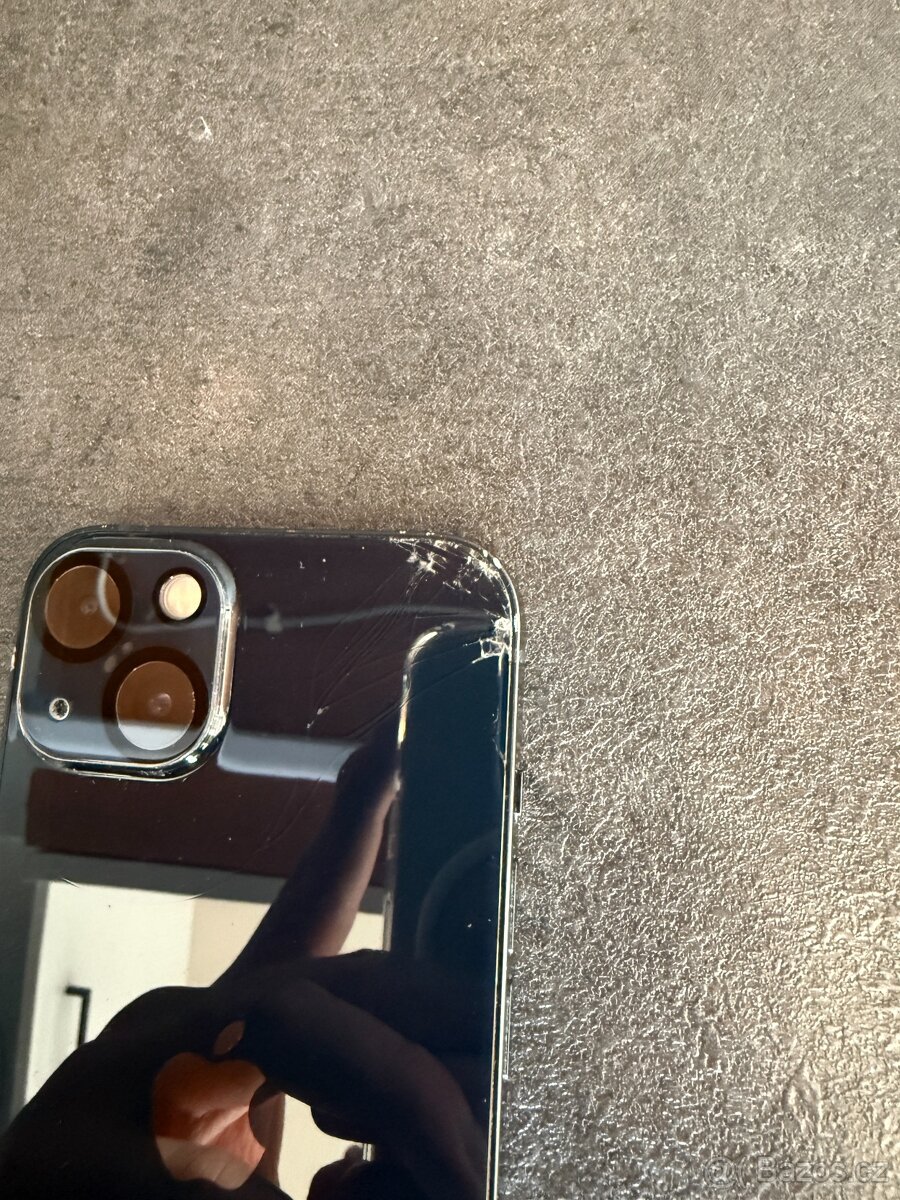 Apple iPhone 13 128GB - 11