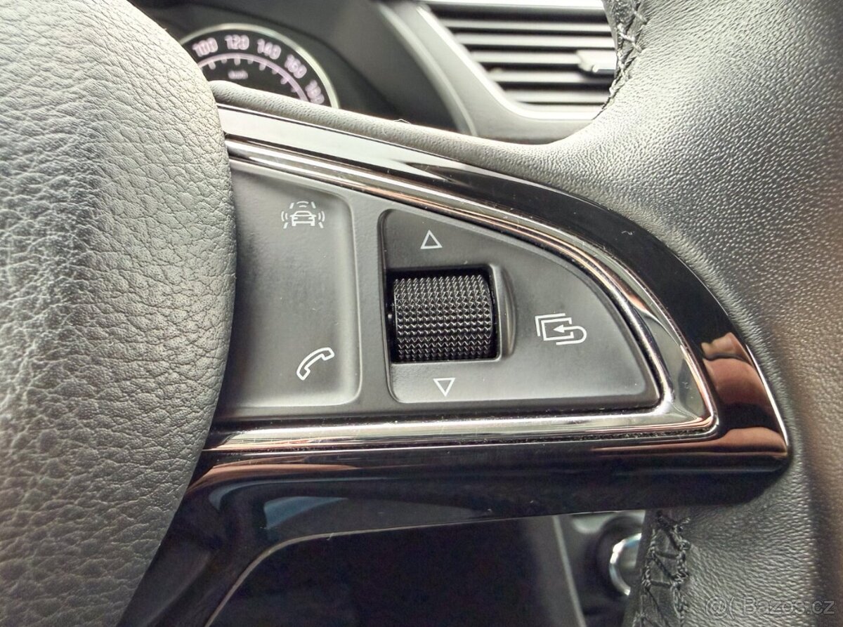 Škoda Superb Combi 1.6 TDI Ambition DSG - 11