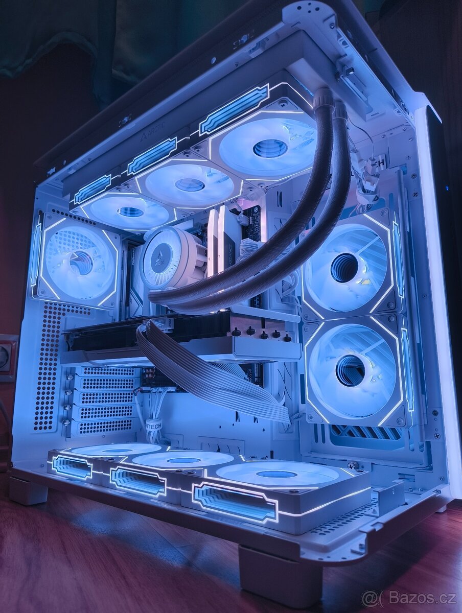 Herní pc - Ryzen 5 7600, RX 6700 XT, 2TB NVMe SSD, 32GB RAM - 11