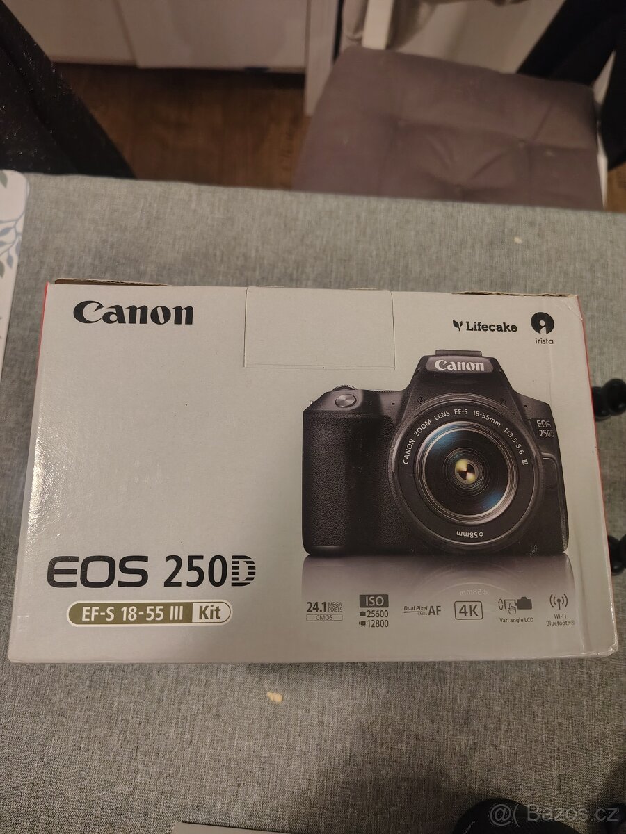 Canon 250D - 11