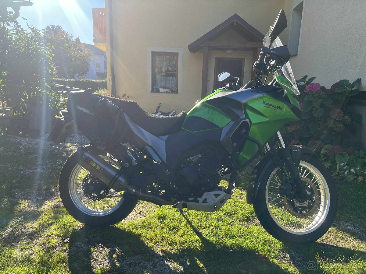Kawasaki Versys-X 300 (2020) - 11