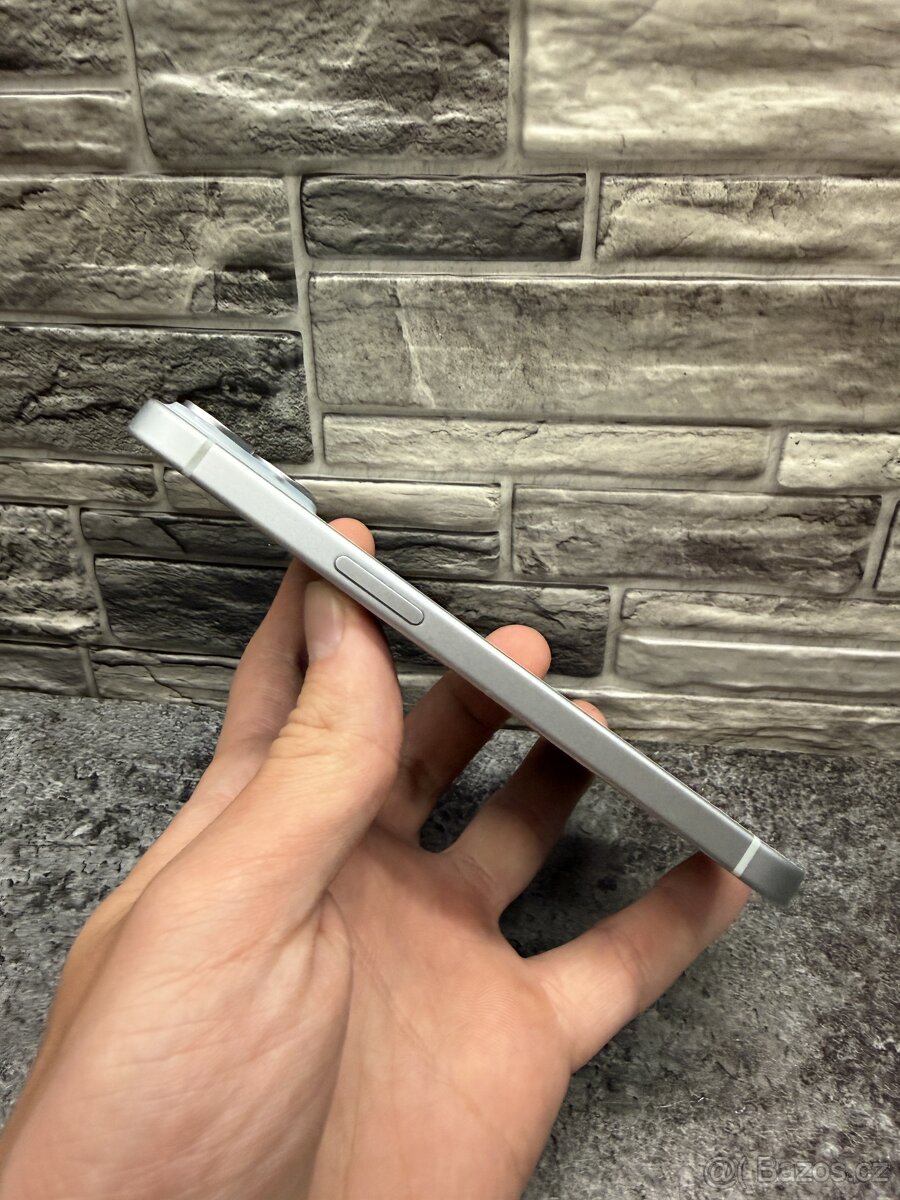 iPhone 15 128GB Blue, baterie 83% - 11