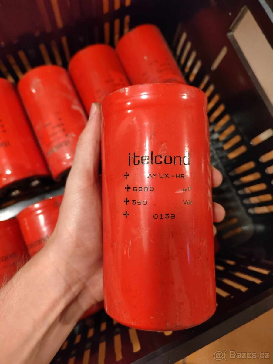 Veškeré elektrolytické kondenzátory - 11