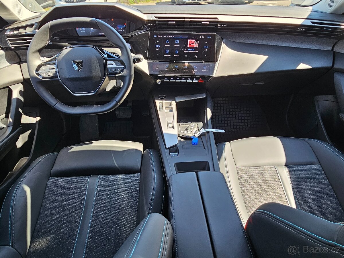 Peugeot 308SW 1.2 PT 130 ALLURE EAT8 - 11