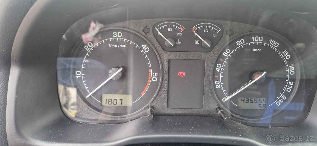 Škoda Octavia 1.9TDI 66kw r.v.2003 - 11