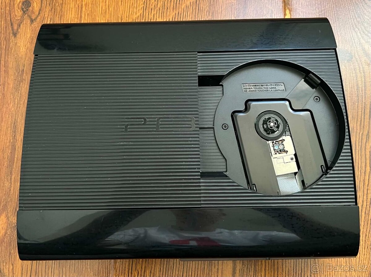 PlayStation 3 Super Slim 500 GB - 11