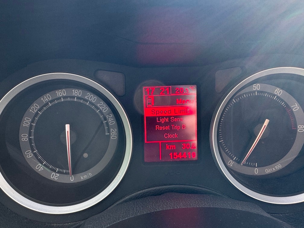 Alfa Romeo Brera 2.2 JTS - 11