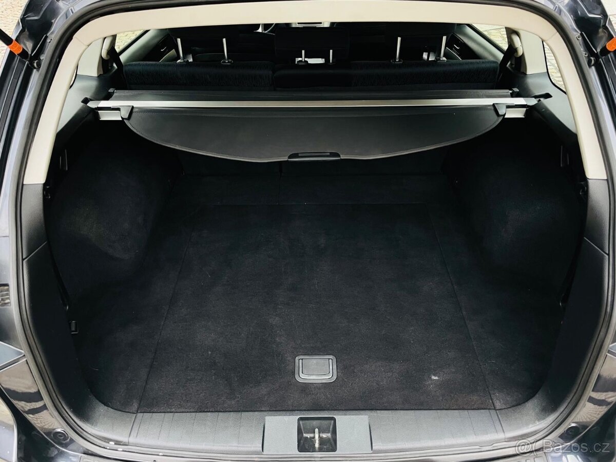 Subaru Legacy 2.0i 110KW BENZIN AUT VÝHŘEV SENZORY - 11