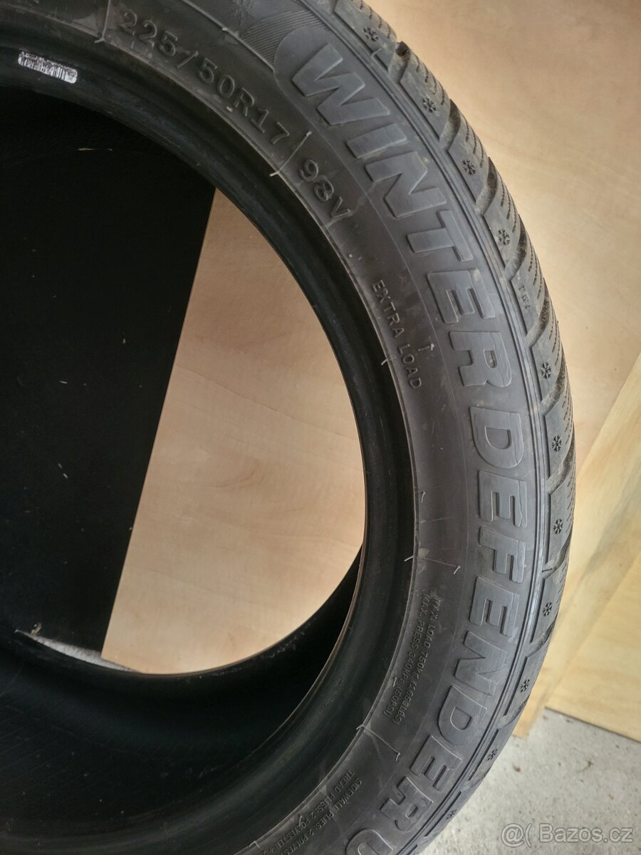 Zimní pneu 225 50 17 - 11