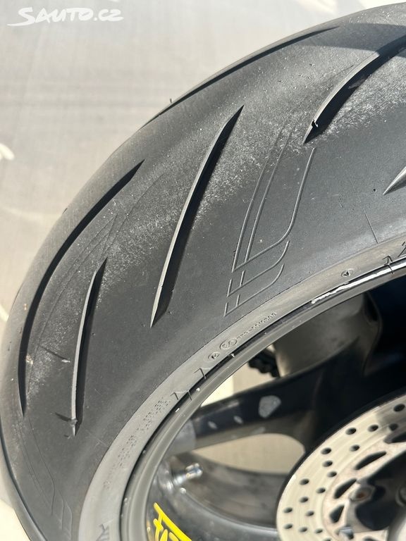 Yamaha FZ1 Fazer - 11