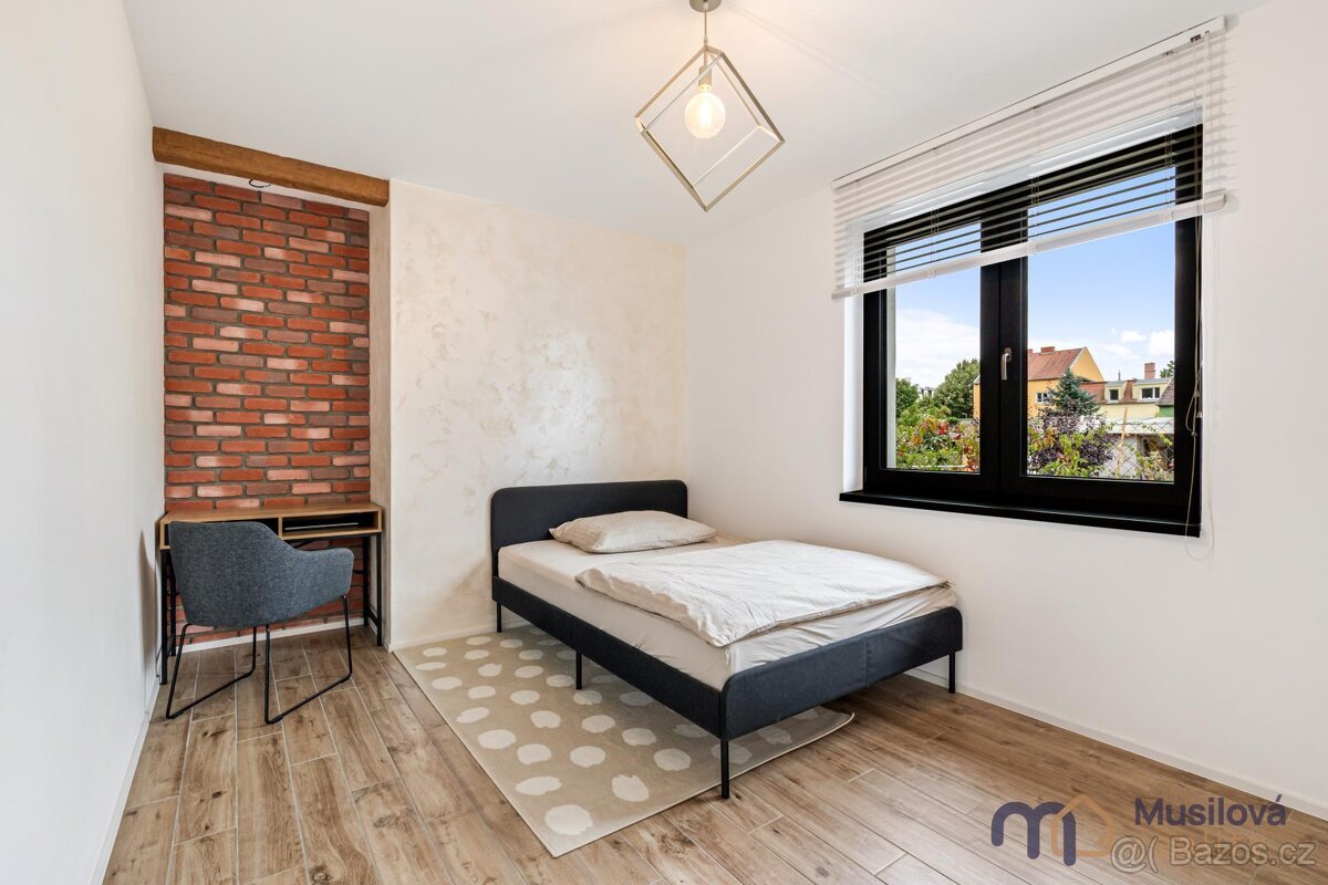 Prodej rodinného domu 82 m2, pozemek 465 m2 - 11