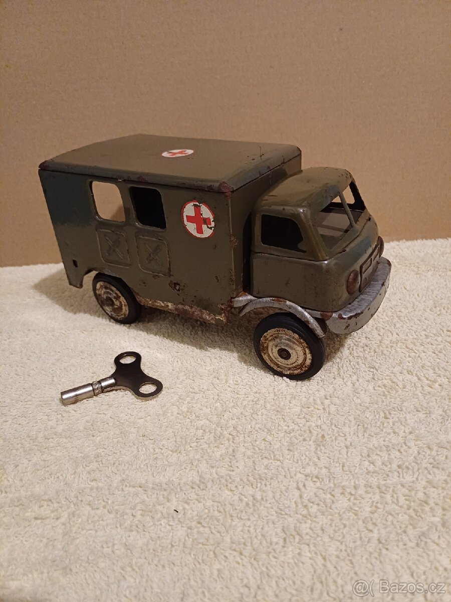 Tatra 805. Omnia. Staré hračky. - 11