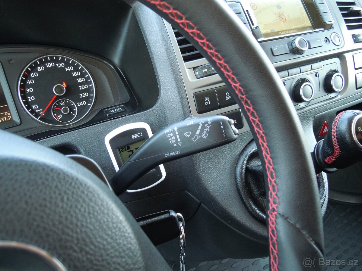 Volkswagen Multivan, 2.0TDi MULTIVAN - 103KW - DPH - 11