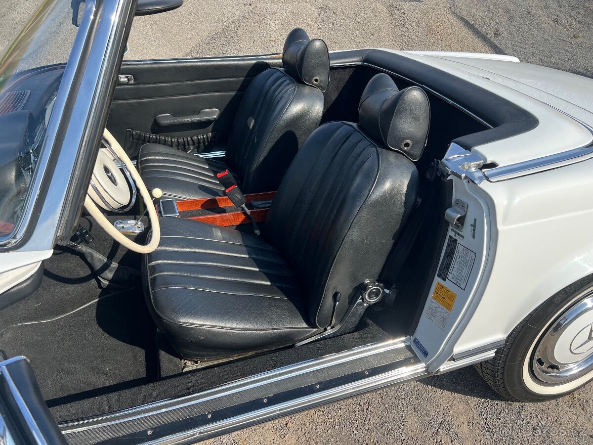 Mercedes 280 SL - 11