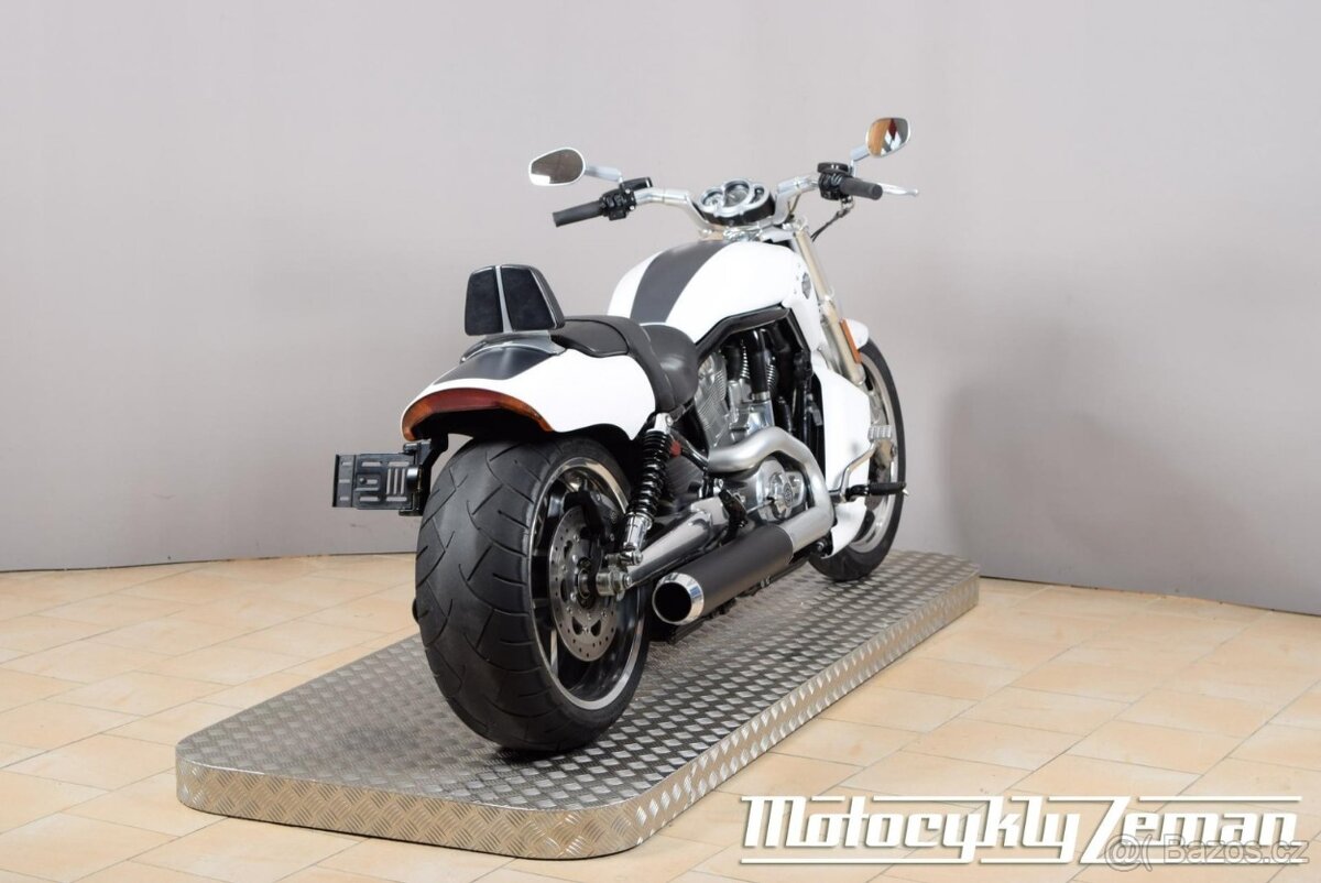 Harley-Davidson VRSCF V-Rod Muscle 2013 - 11