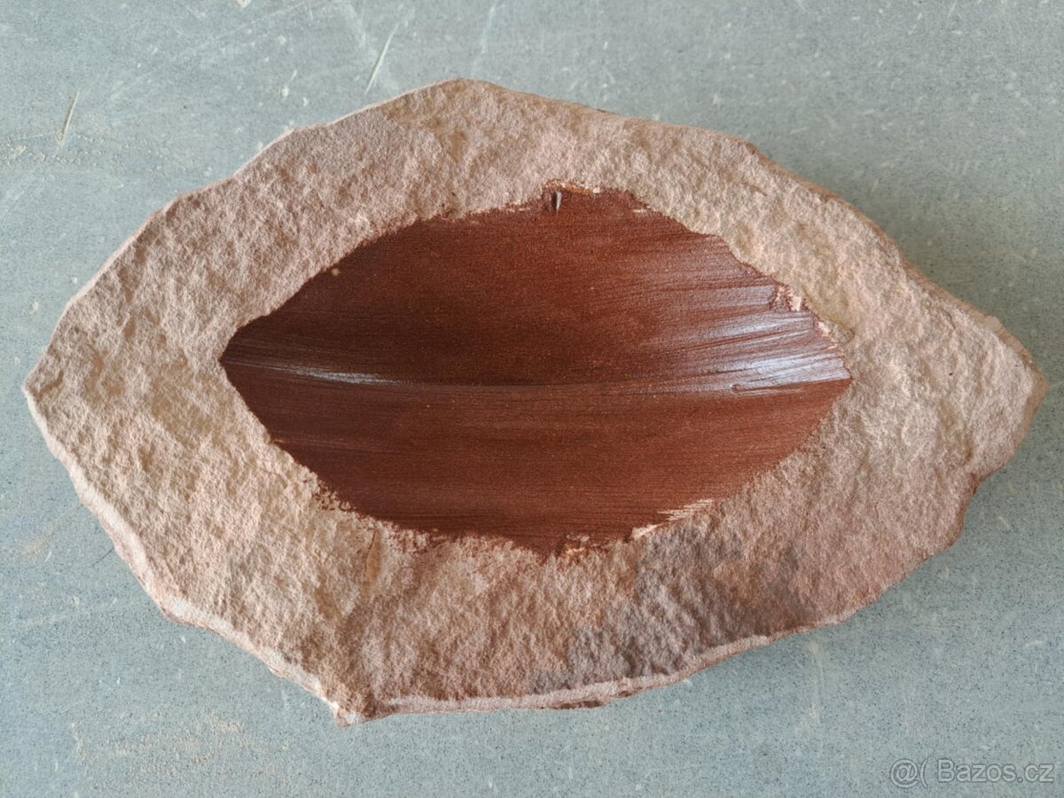 Pítka z přírodního červeného pískovce - 11