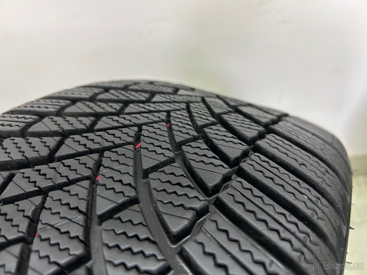 zimní originál sada Škoda Superb IV Helix 19" - 11