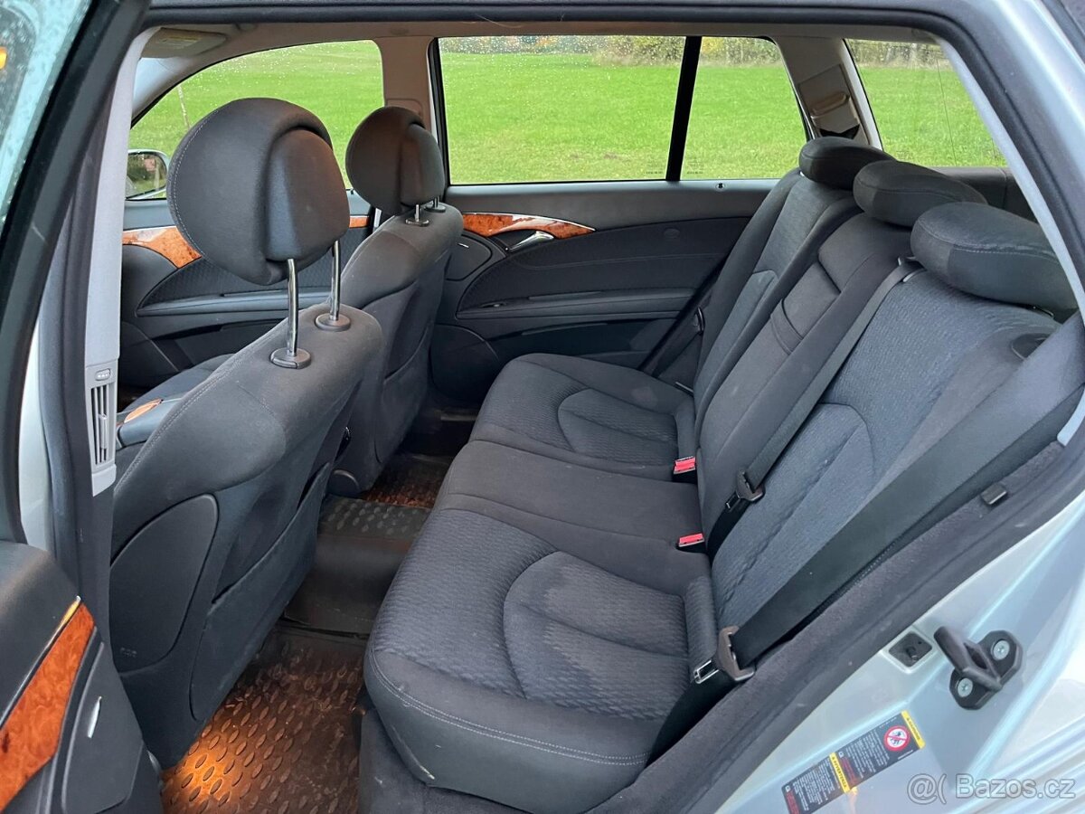 MERCEDES-BENZ E 280 elegance - 11