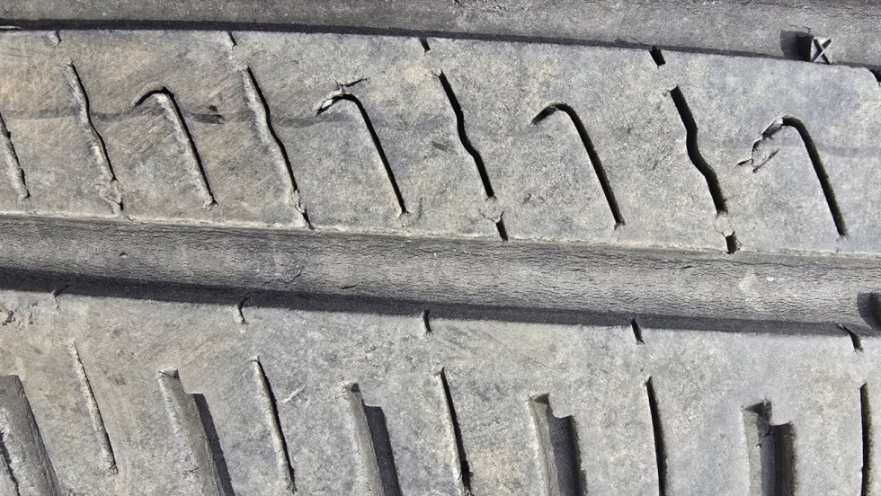 Letní pneu 215/60/16 Barum - 11