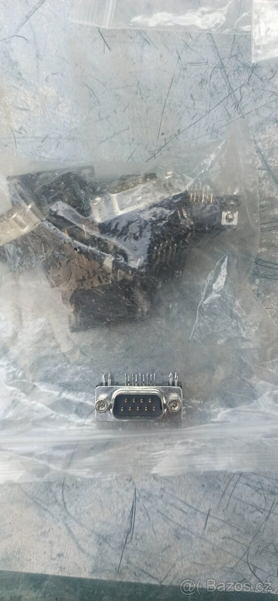 Velké množství součástek - 11