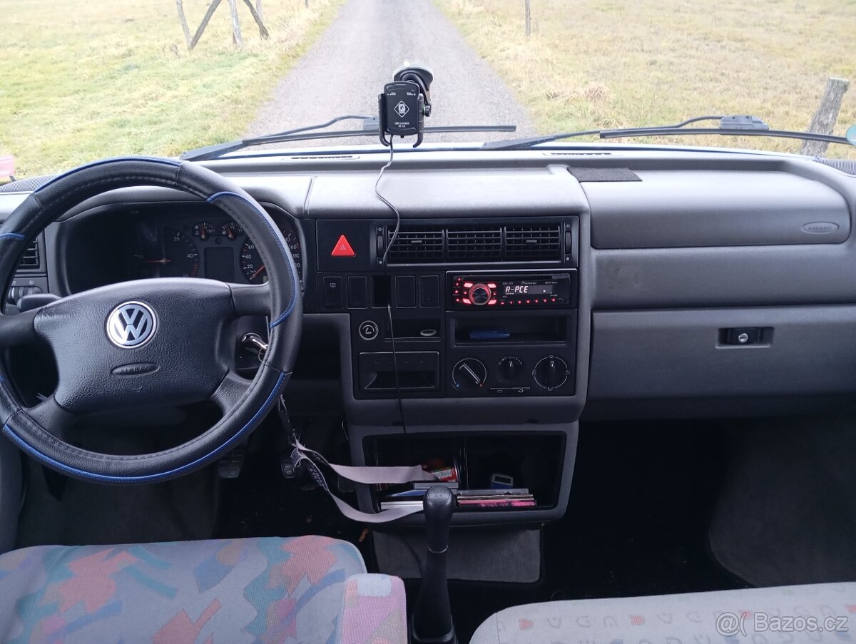 VW T4 2.5 Tdi 75kw Caravelle LONG,9 míst - 11