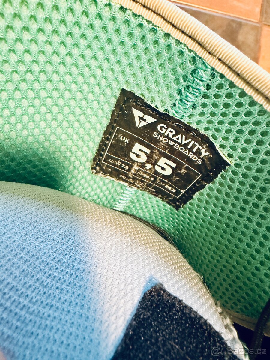 Prodám set Gravity vel.140 + snb boty gravity vel.38.5 - 11