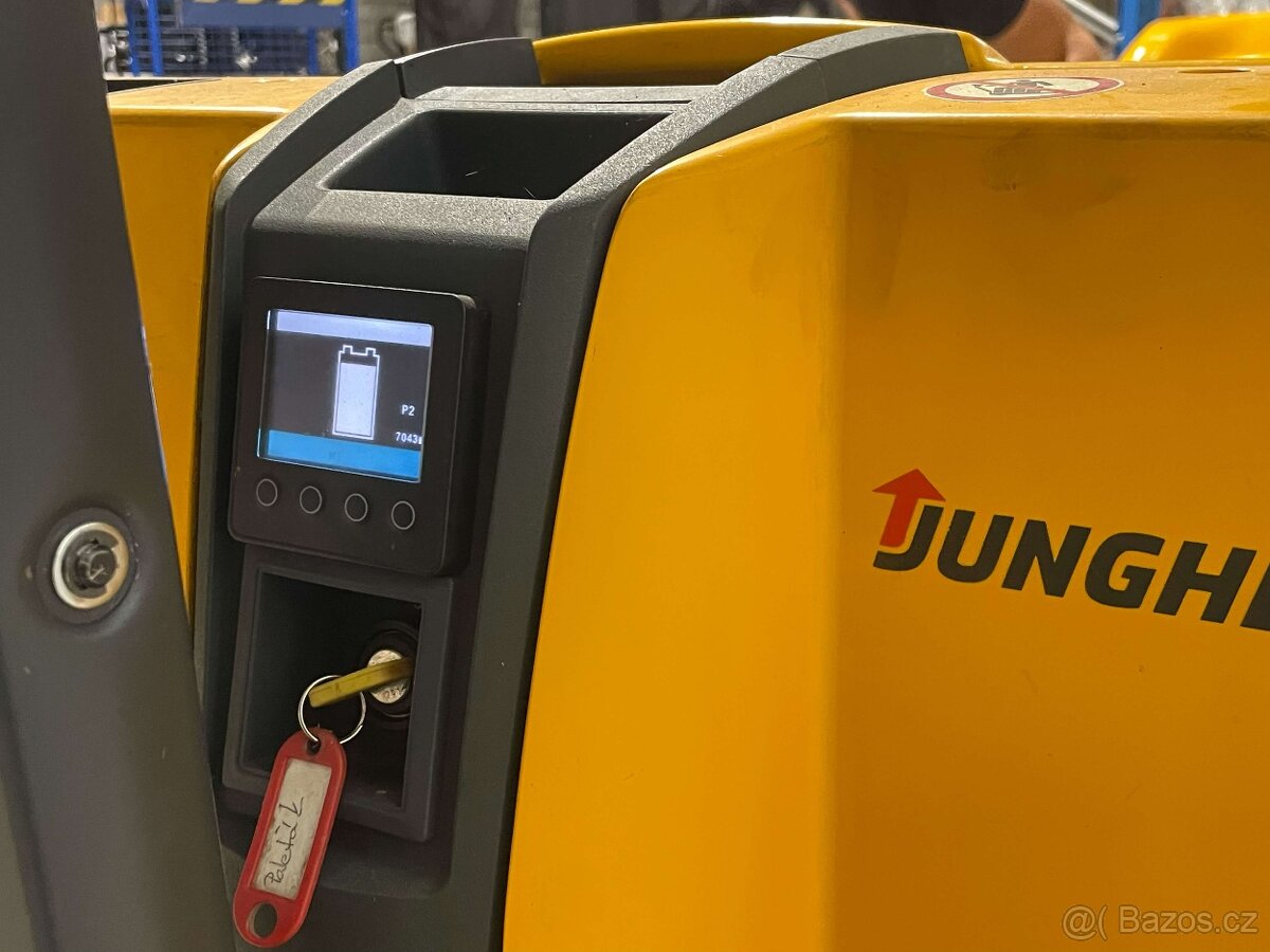 Set elektrických paletových vozíků Jungheinrich - 11